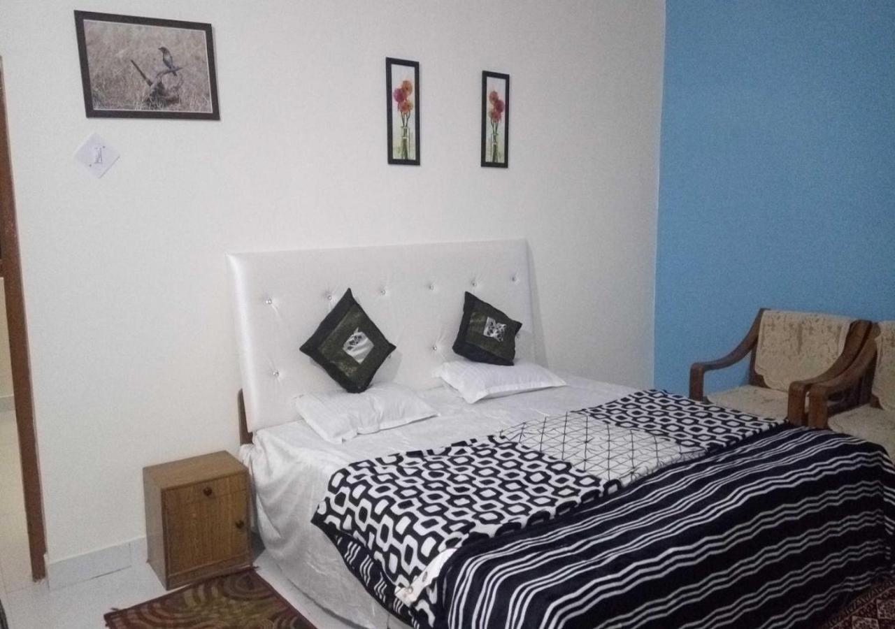 Adb Rooms Ashoka Resort Tāla Екстериор снимка